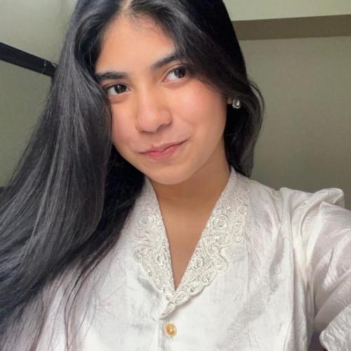 Photo of Peer Mentor, Aisha B.